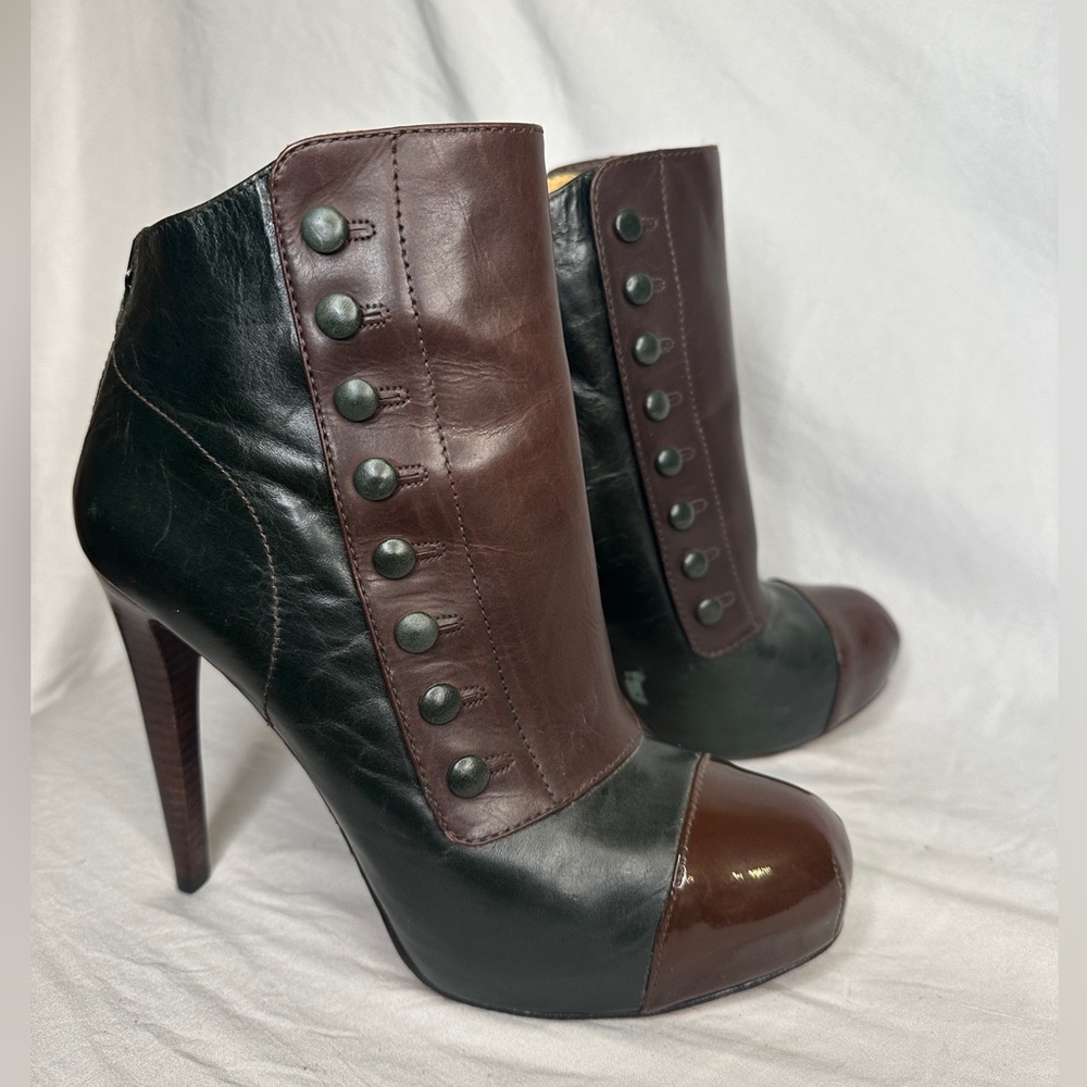 L.A.M.B. Super high heel green and brown leather booties! RARE!